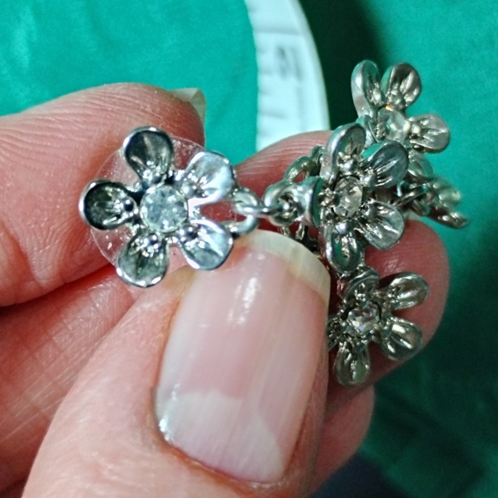 Vintage Silver Floral Dangle Earrings With Crystal Centers - Picture 6 of 9